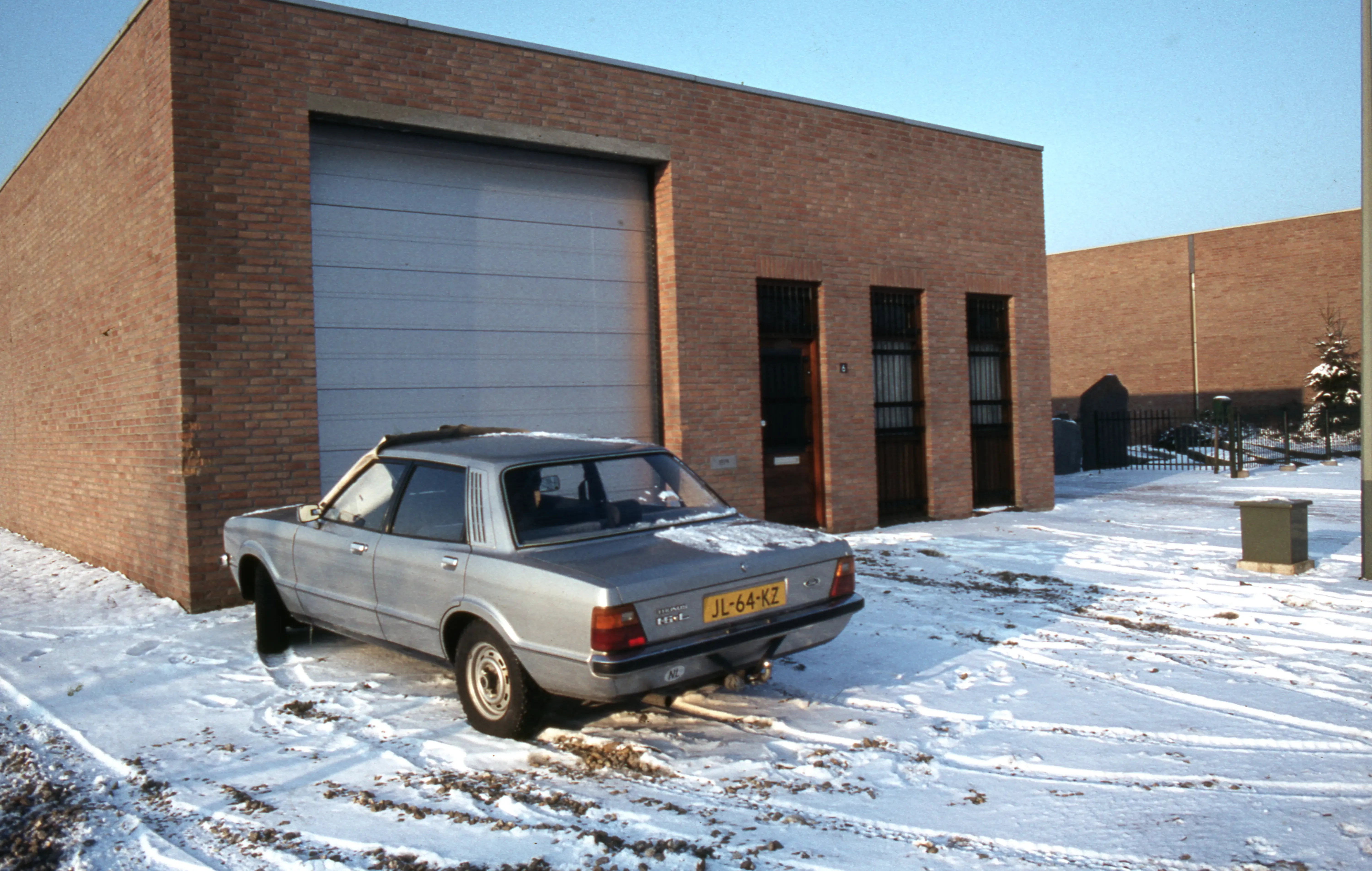 First company building Lekner BV 