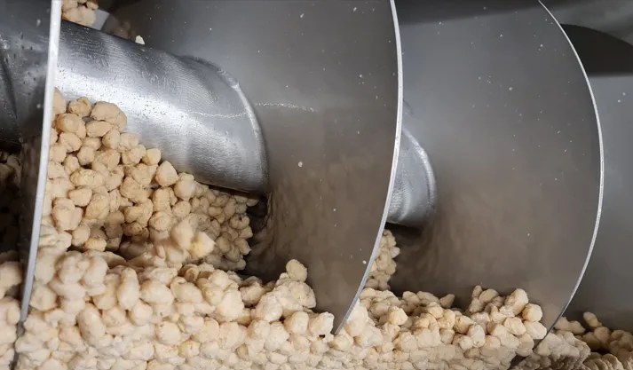 Hydration of TVP in Sobatech's continuous TVP hydrater