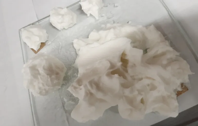 Methylcellulose emulsion with a structured, high-viscosity texture